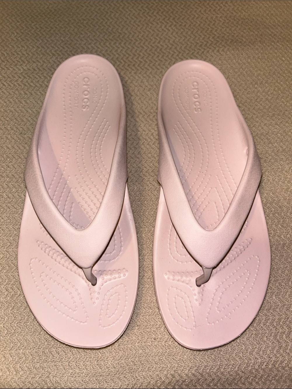 CROCS Women’s Pale Pink Kadee II Flip Flop Sandals SIZE 9